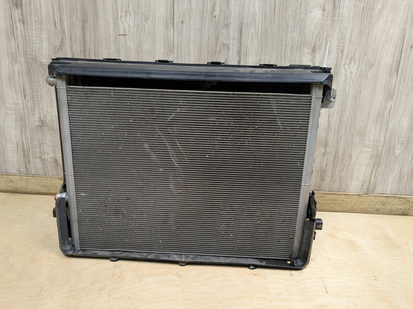 OEM BMW G12 M760 G16 M850 G30 M550 Radiator Condenser Cooling Fan Shroud 1000W
