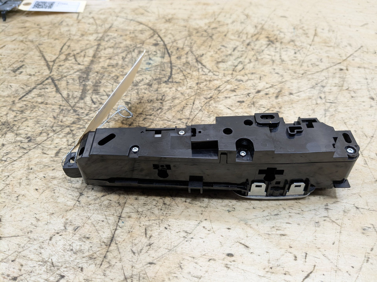 2016-2019 BMW 750i G12 Operating Traction Switch 9391038 OEM