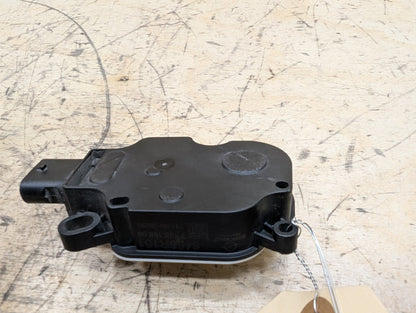2010-2017 BMW 535i GT xDrive F07 Front Bumper Radiator Air Flap Shutter Motor Actuator 7193168 OEM
