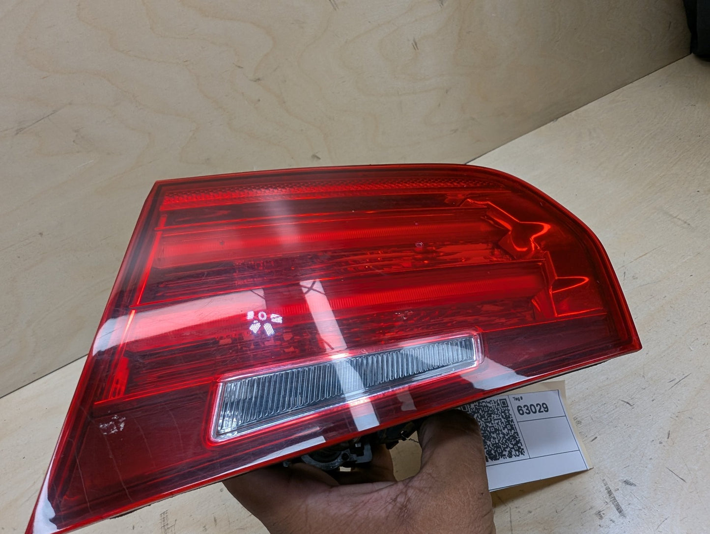 2012-2018 BMW 328i F30 Rear Right Passenger Inner Tail Light 7372794