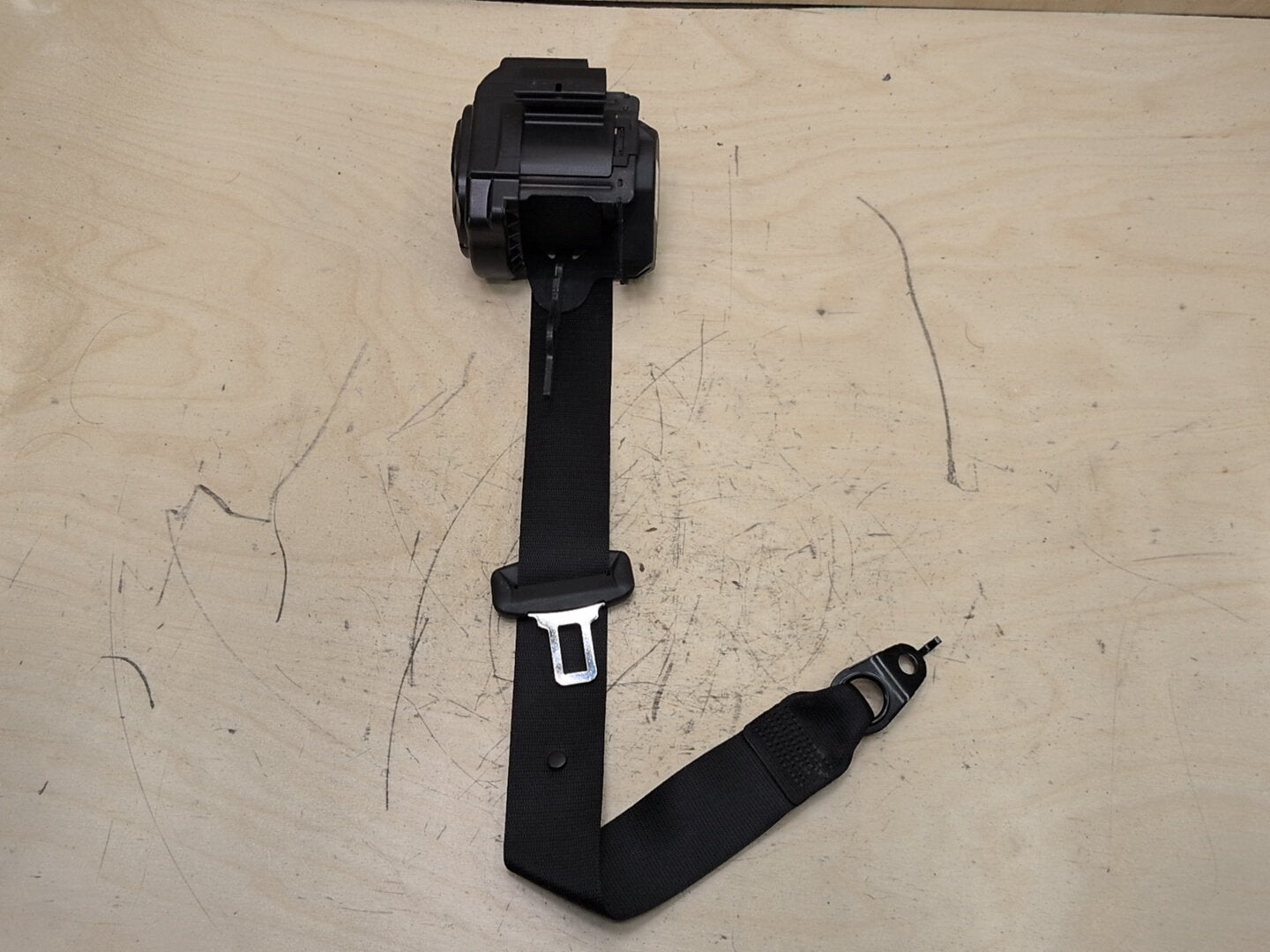 2016-2022 BMW 750i G12 Rear Left or Right Seatbelt Seat Belt Retractor 6282794