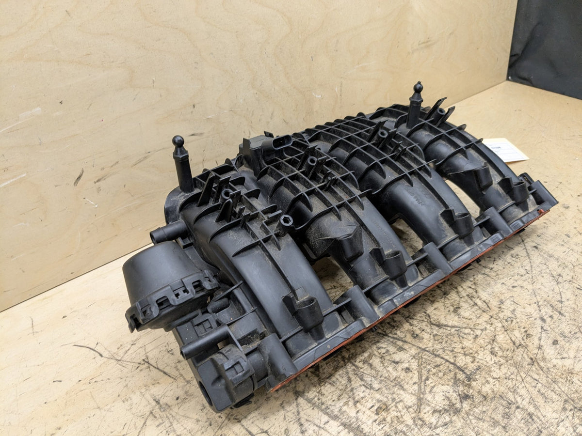2012-2018 Audi C7 A6 CYNB Engine Motor Intake Manifold 06L133201T