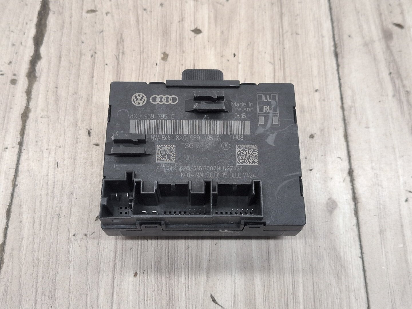 15-18 OEM Audi Q3 Rear Right Passenger Door Window Control Module 8X0959795C