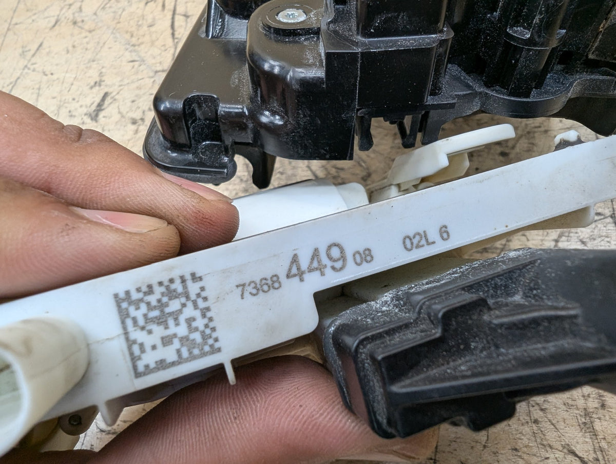 16-22 OEM BMW G11 G12 FRONT LEFT DRIVER Side Door Lock Latch Actuator SOFT CLOSE