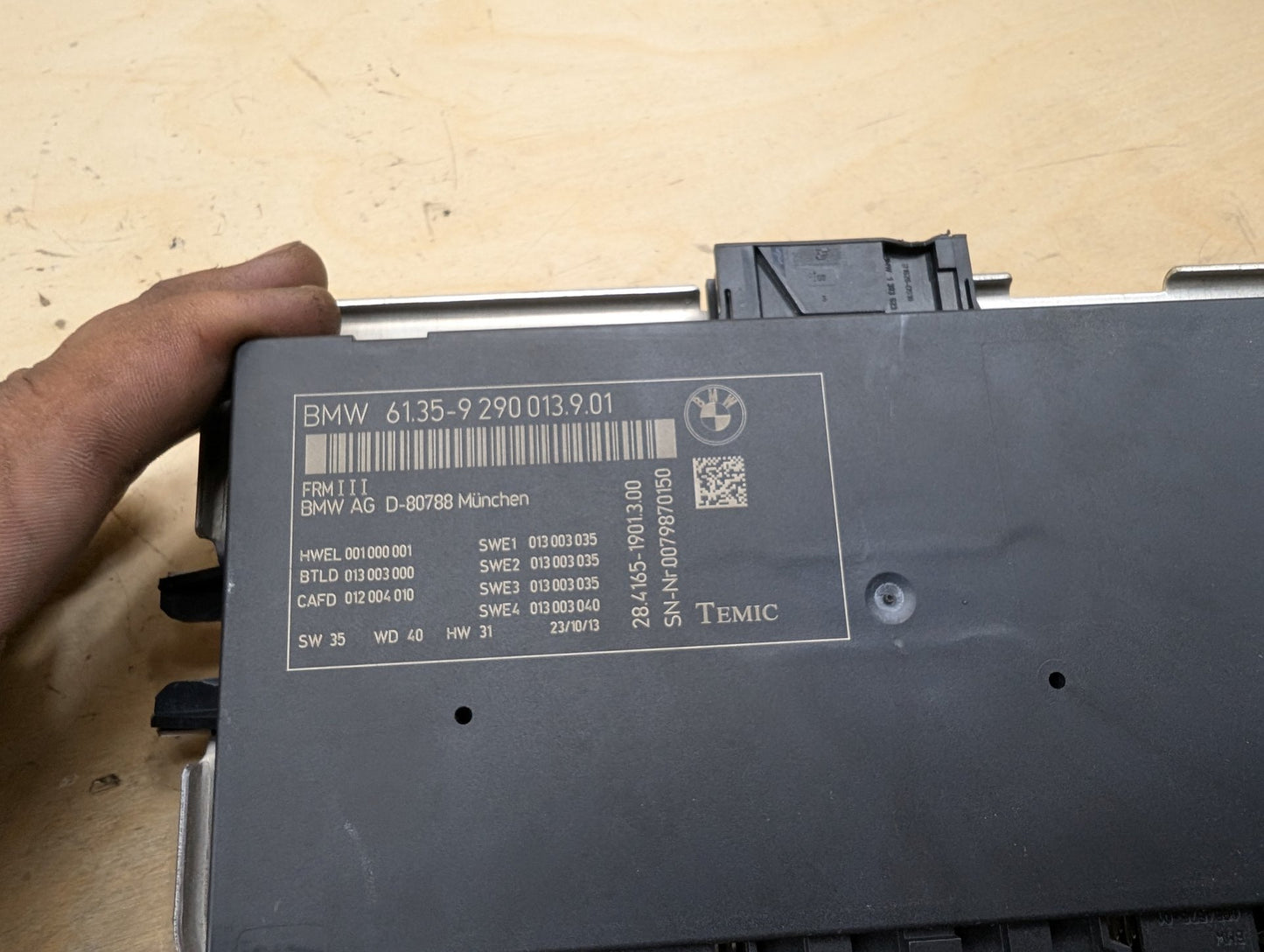 2011-2016 BMW X3 F25 FRM Headlight Footwell Module 9290013