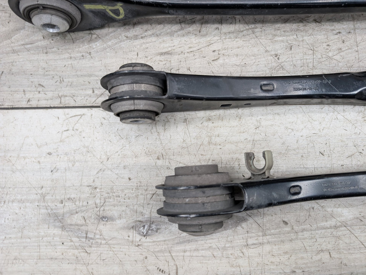 2018 - 2024 BMW X3 G01 Rear Right Passenger Control Arms SET 6871021 B58B30M0