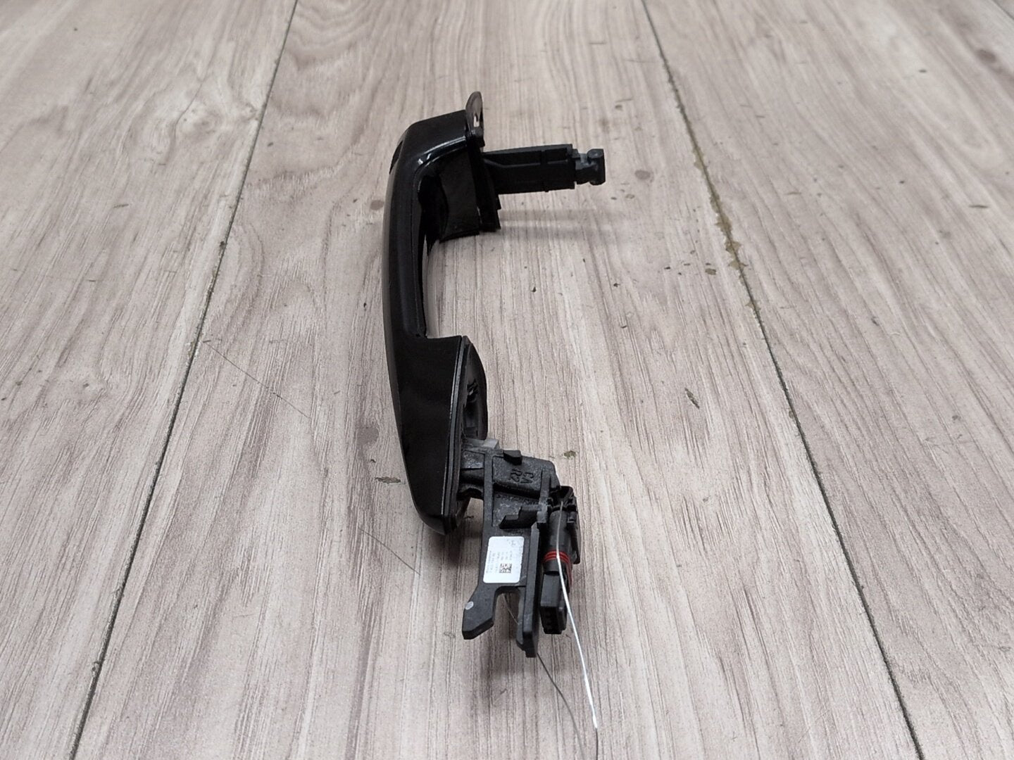 2014 - 2018 BMW X5 F85 Front or Rear Right Passenger Exterior Door Handle w/ Comfort Access 7422104 S63B44T2