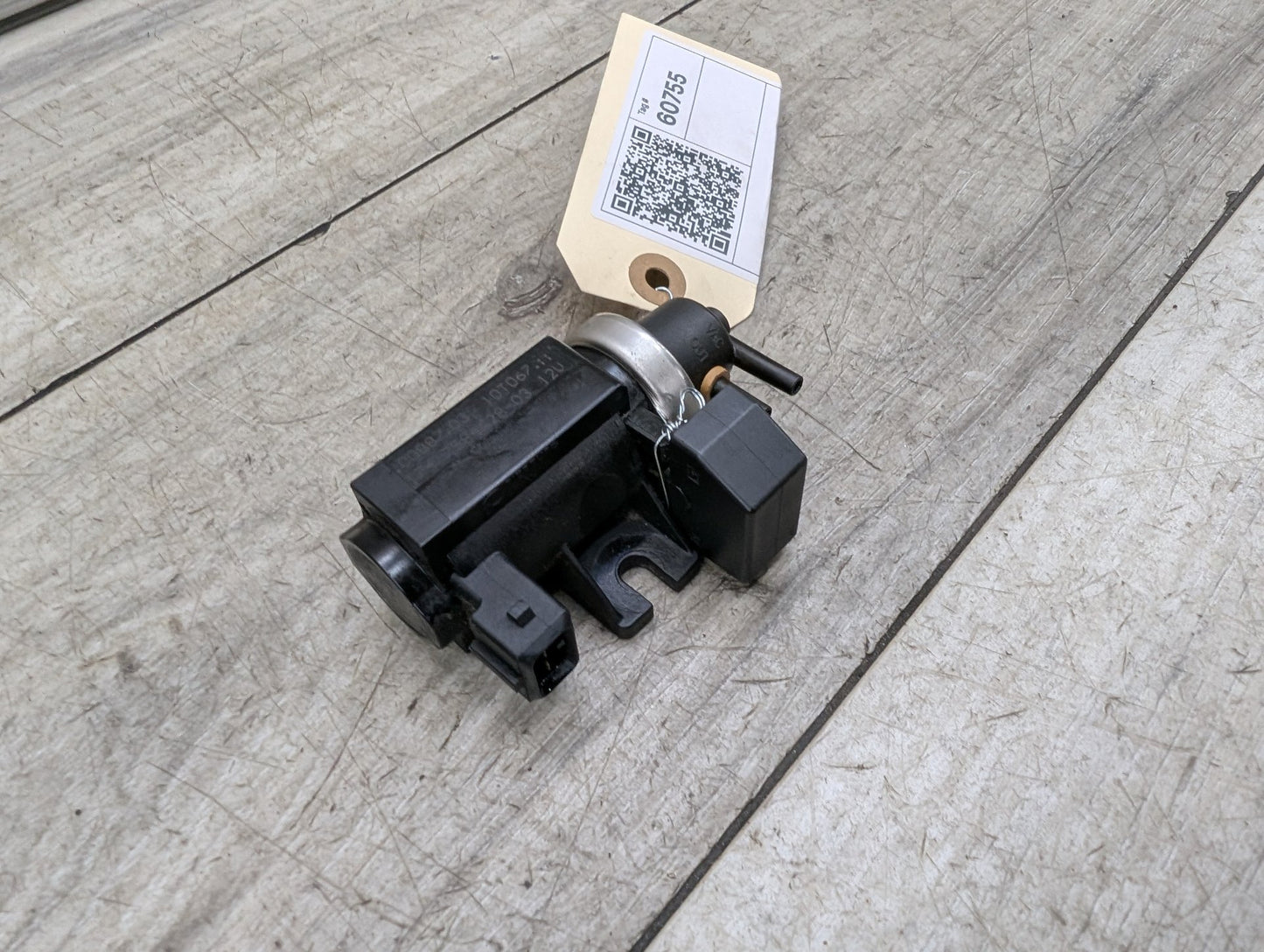 OEM BMW E82 E90 E92 F10 F30 Turbo Charger Air Pressure Boost Solenoid Valve