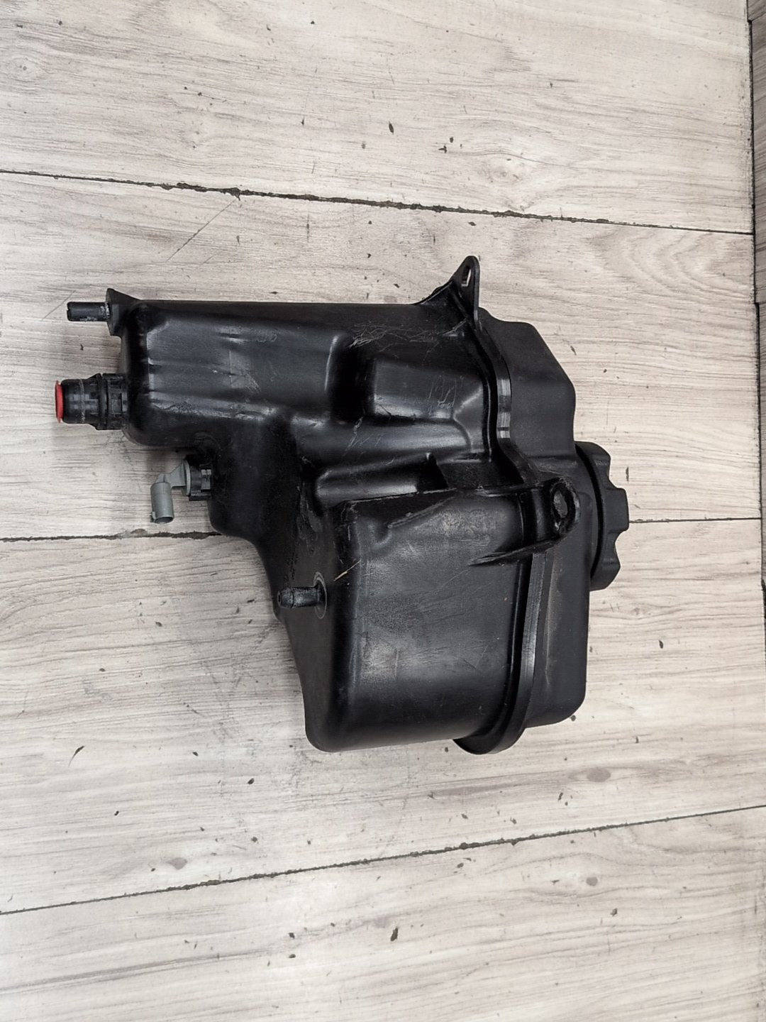 2004-2010 BMW M6 E64 Coolant Expansion Tank Reservoir 2283345 OEM