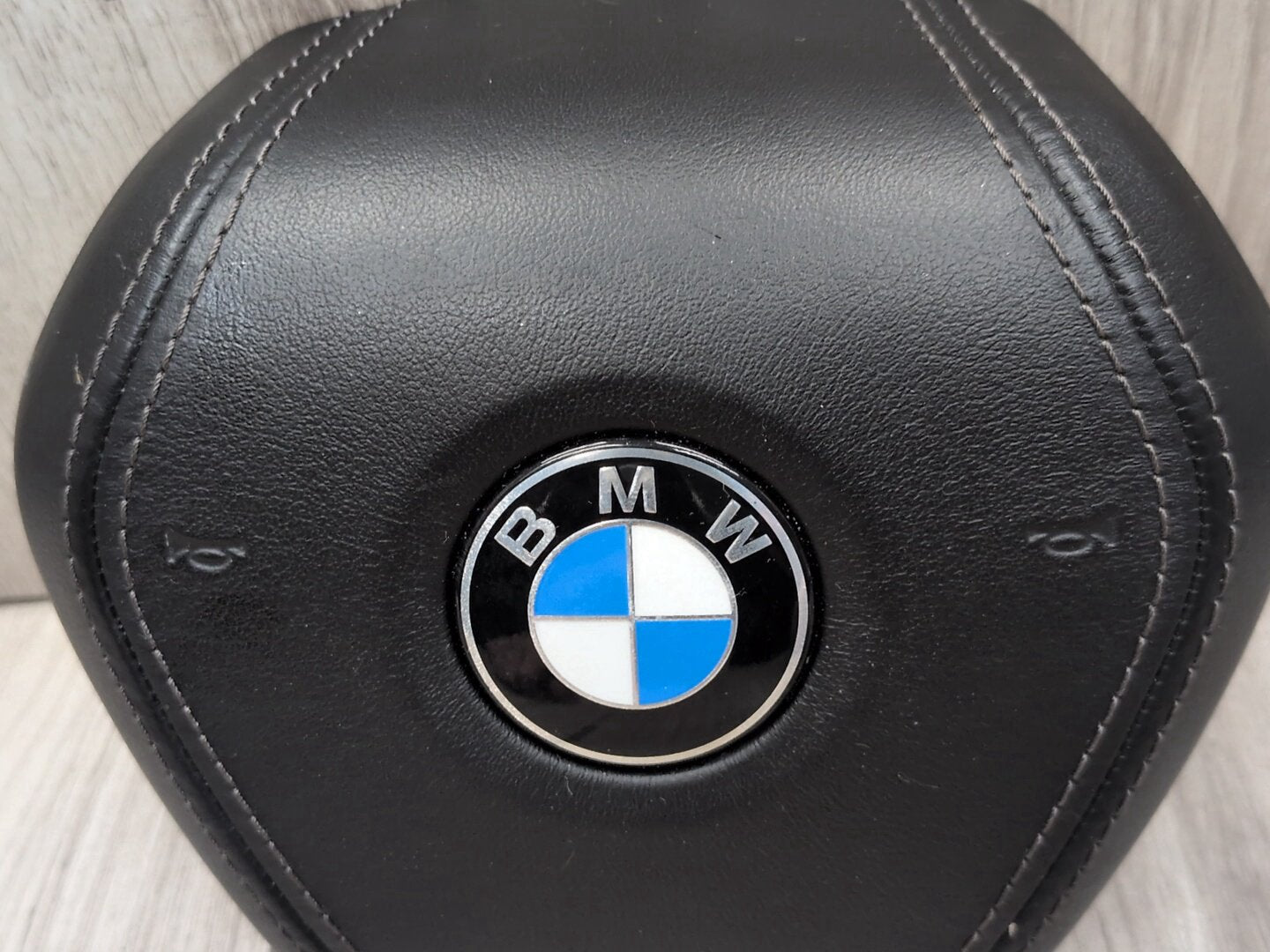 OEM BMW G11 G12 G14 G15 G16 Front Driver Leather Steering Wheel Airbag Air Bag