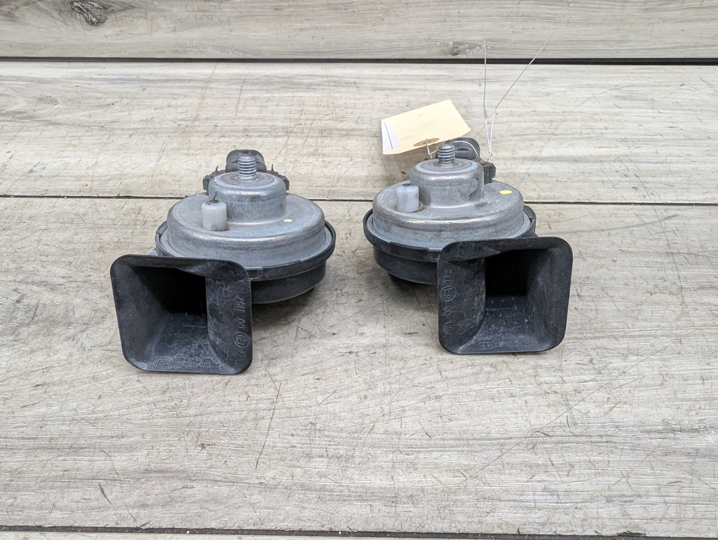 2009-2015 BMW 750Li F02 Alarm Horns SET 7284482
