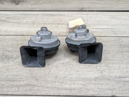 2009-2015 BMW 750Li F02 Alarm Horns SET 7284482