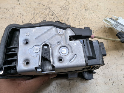 2016-2019 BMW 740i G12 Front Right Passenger Door Latch Lock Actuator w/ Soft Close 2581894 OEM