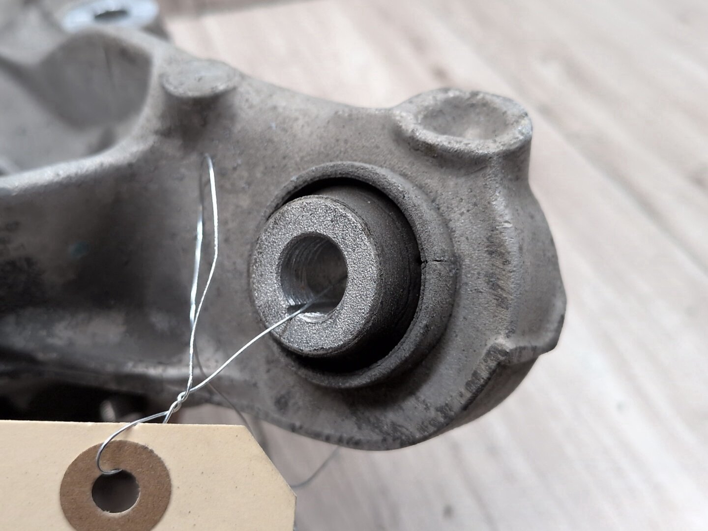 19-25 OEM BMW G20 330 M340 REAR Left Driver Knuckle Wheel Hub Spindle Bearing
