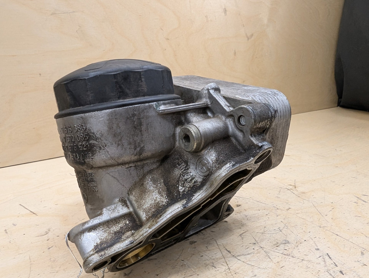 10-17 OEM BMW F01 F07 F10 F12 F25 X3 X4 N55 Engine Oil Filter Housing COOLER