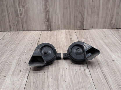 2010-2016 Audi S4 B8 Alarm Horns SET 8T0951223 OEM
