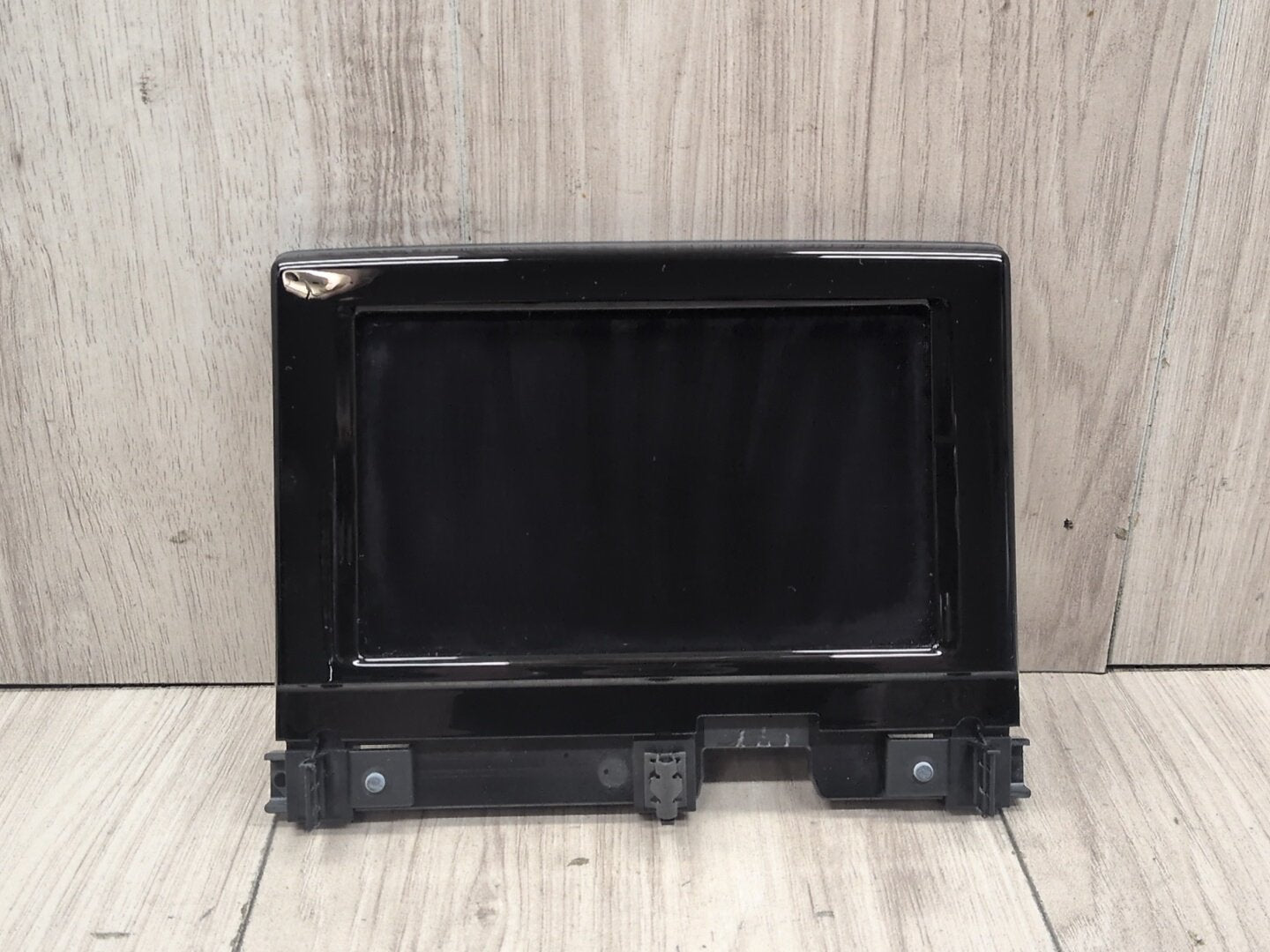 2015-2018 Audi Q3 8U Monitor Display Screen 8U0919604A