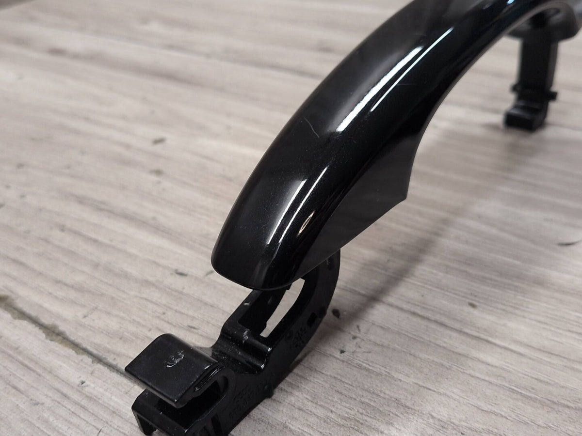 2015-2018 Audi Q3 8U Front or Rear Left Driver Exterior Door Handle w/ Comfort Access 8T0837205A OEM