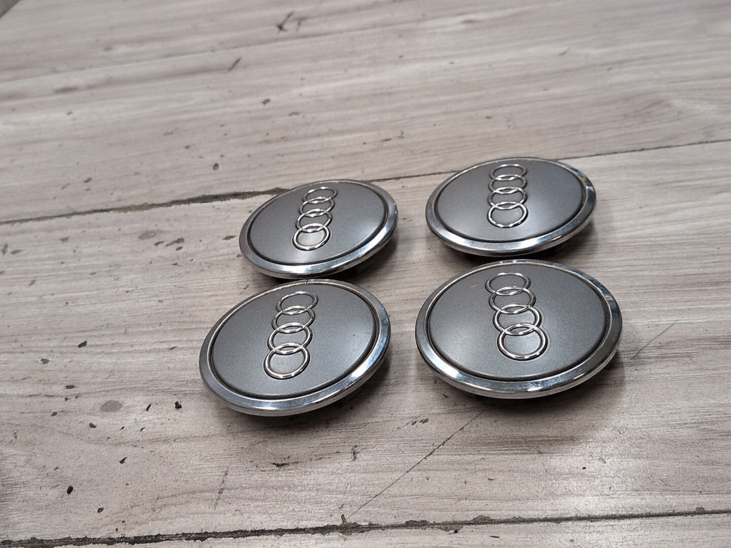 2015-2018 Audi Q3 8U - Wheel Rim Hub Center Cap SET PN: 4B0601170A