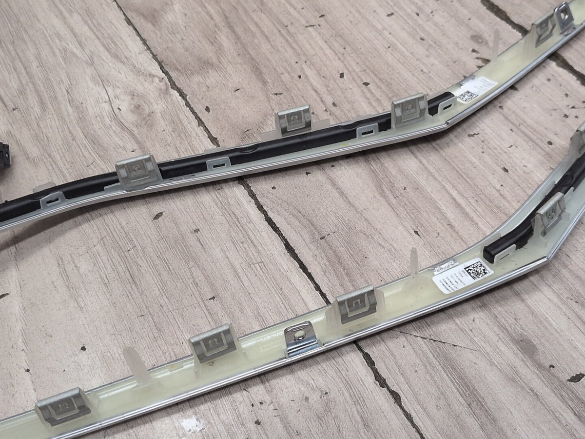 OEM BMW G20 Front Left Right Interior Door Panel Trim w/ Ambient Lighting SET