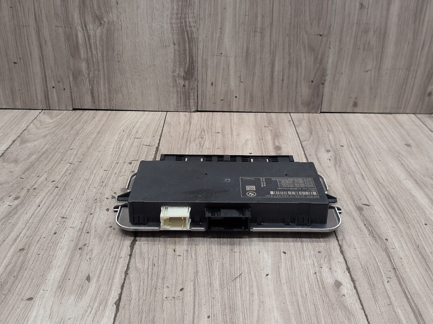 2012-2018 BMW M6 F06 FRM Headlight Footwell Module 9345377