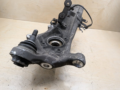 16-19 OEM BMW F90 M5 G12 750 G30 M550 Transmission Oil Cooler Line Inlet Outlet