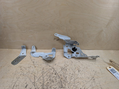 19-25 OEM BMW G20 330 M340 Front Right Passenger Side Fender Holder Bracket SET