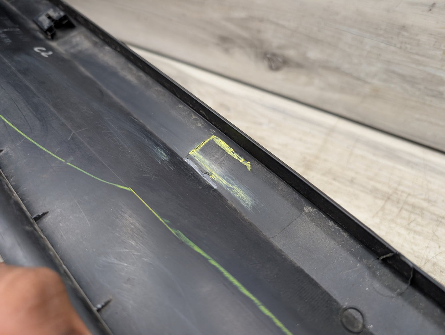 2011 - 2017 BMW X3 F25 Front Left Driver Exterior Door Trim Molding 7205779 N20B20A