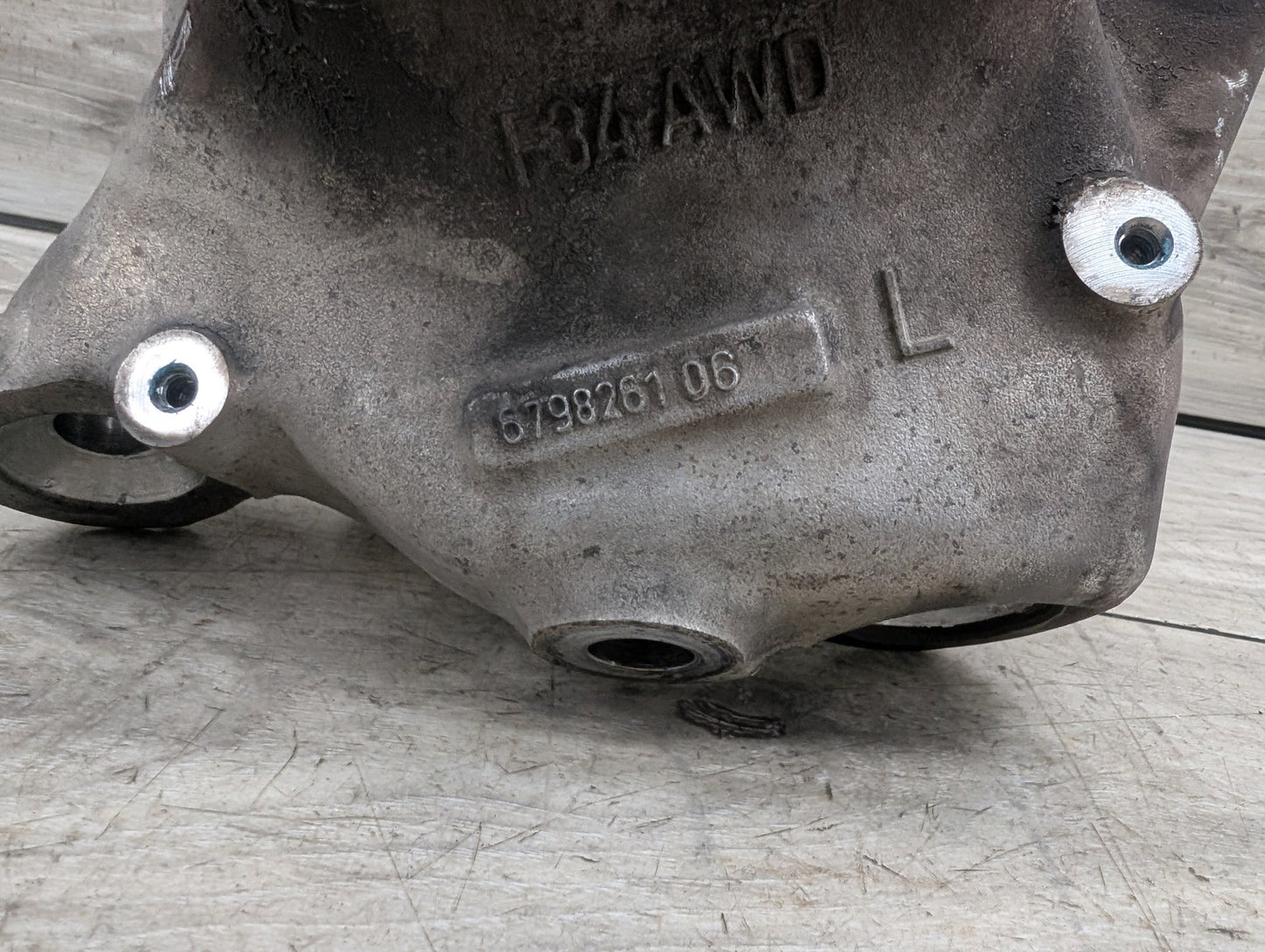 2014-2019 BMW F34 3 Series Front Left Driver Spindle Hub Carrier Knuckle OEM