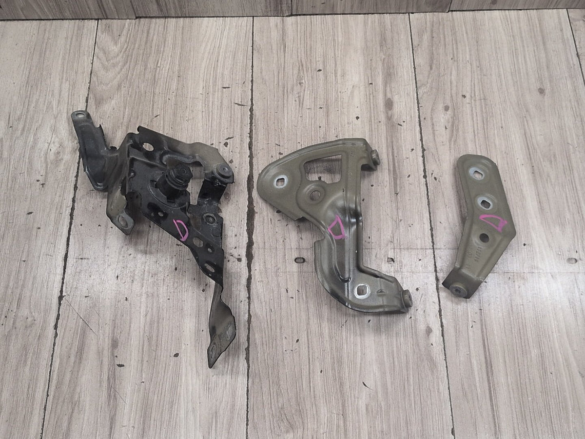 19-25 OEM BMW G20 330 M340 Front Left Driver Side Fender Holder Bracket SET