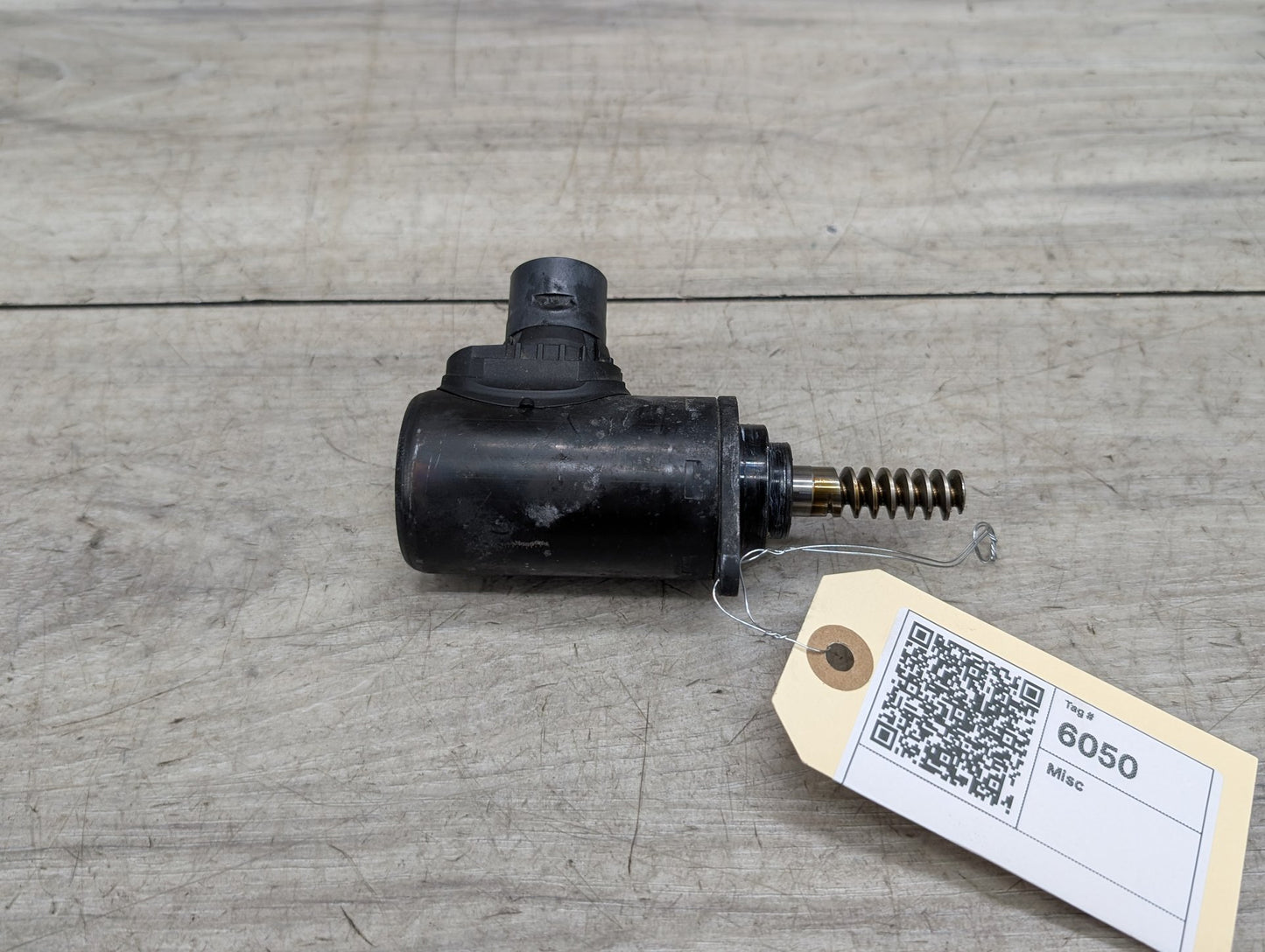 BMW G12 750Li N63B44O2 VVT Variable Valve Timing Actuator 7631574