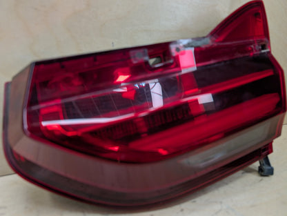 16-19 OEM BMW G11 G12 740 750 M760 Rear Right Passenger Inner Trunk Tail Light