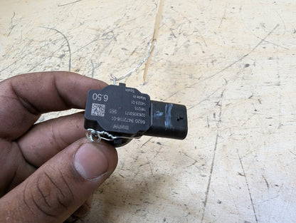 2019-2026 BMW X5 G05 Bumper PDC Parking Distance Sensor 9472118 OEM