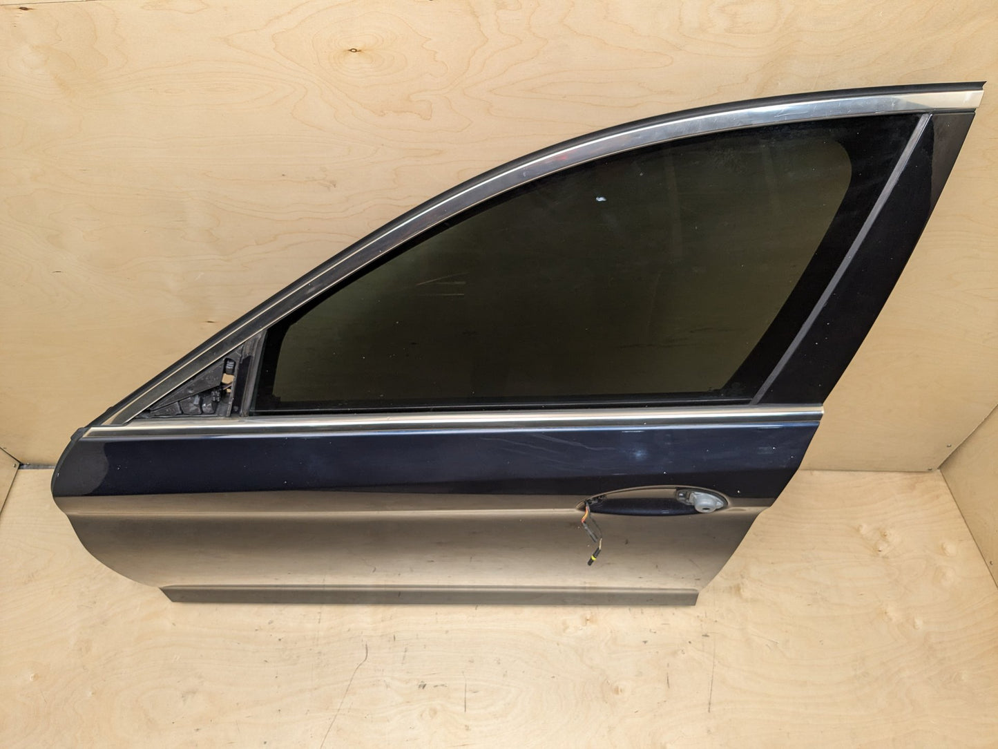 17-23 OEM BMW F90 G30 530 540 M550 M5 Front Left Driver Door Shell Panel Blue A89