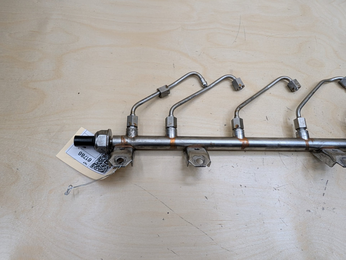 2007-2013 BMW E93 335i N54B30A Engine Motor Fuel Injector Rail Line 7575480