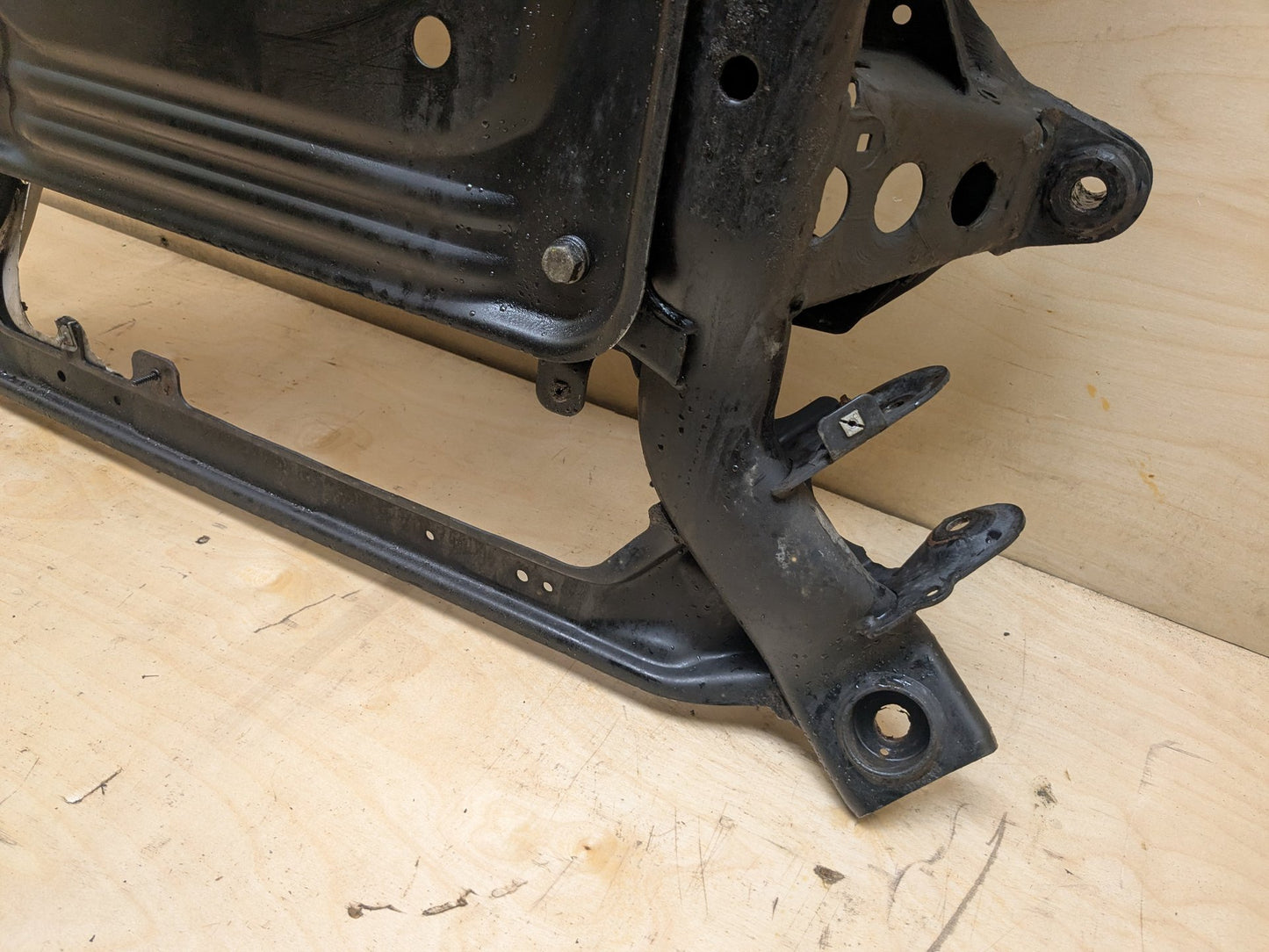 06-11 BMW 328i E90 AWD Front Axle Support Crossmember Subframe PN: 6776763