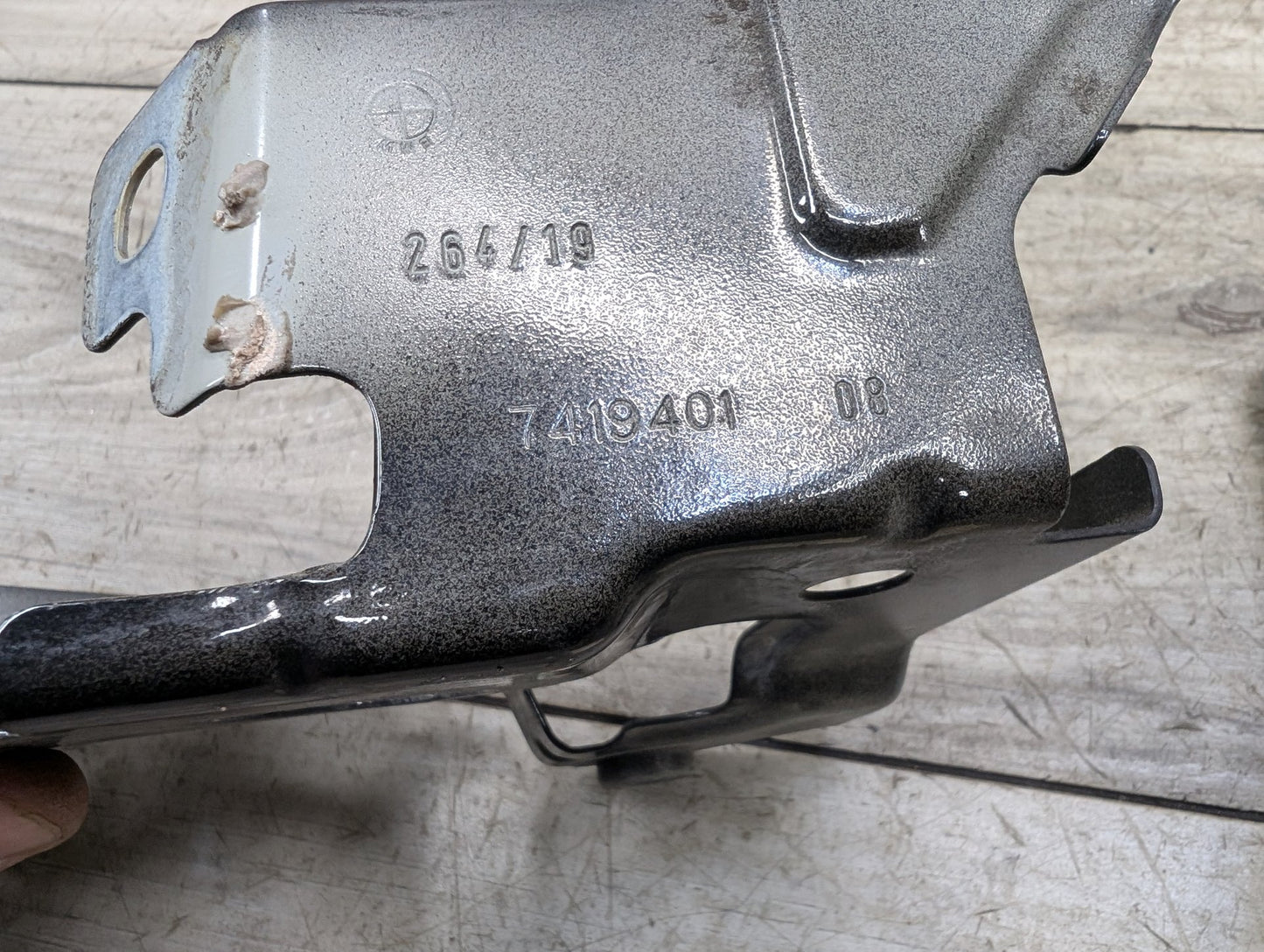 19-25 OEM BMW G20 330 M340 Front Right Passenger Side Fender Holder Bracket SET