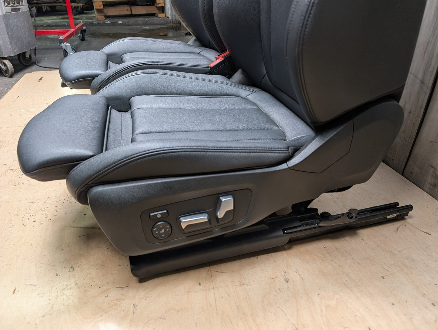 202018 BMW X3 G013 X- Front Left Driver Right Right Passenger Seat Assemblys SET
