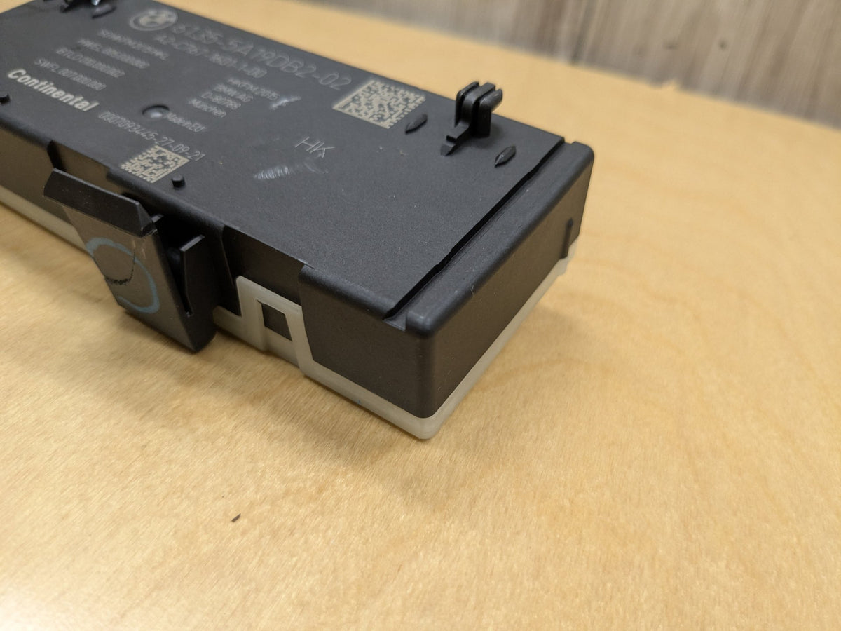 OEM BMW G01 G20 G22 G23 G26 G80 Trunk Liftgate Tailgate Decklid Control Module