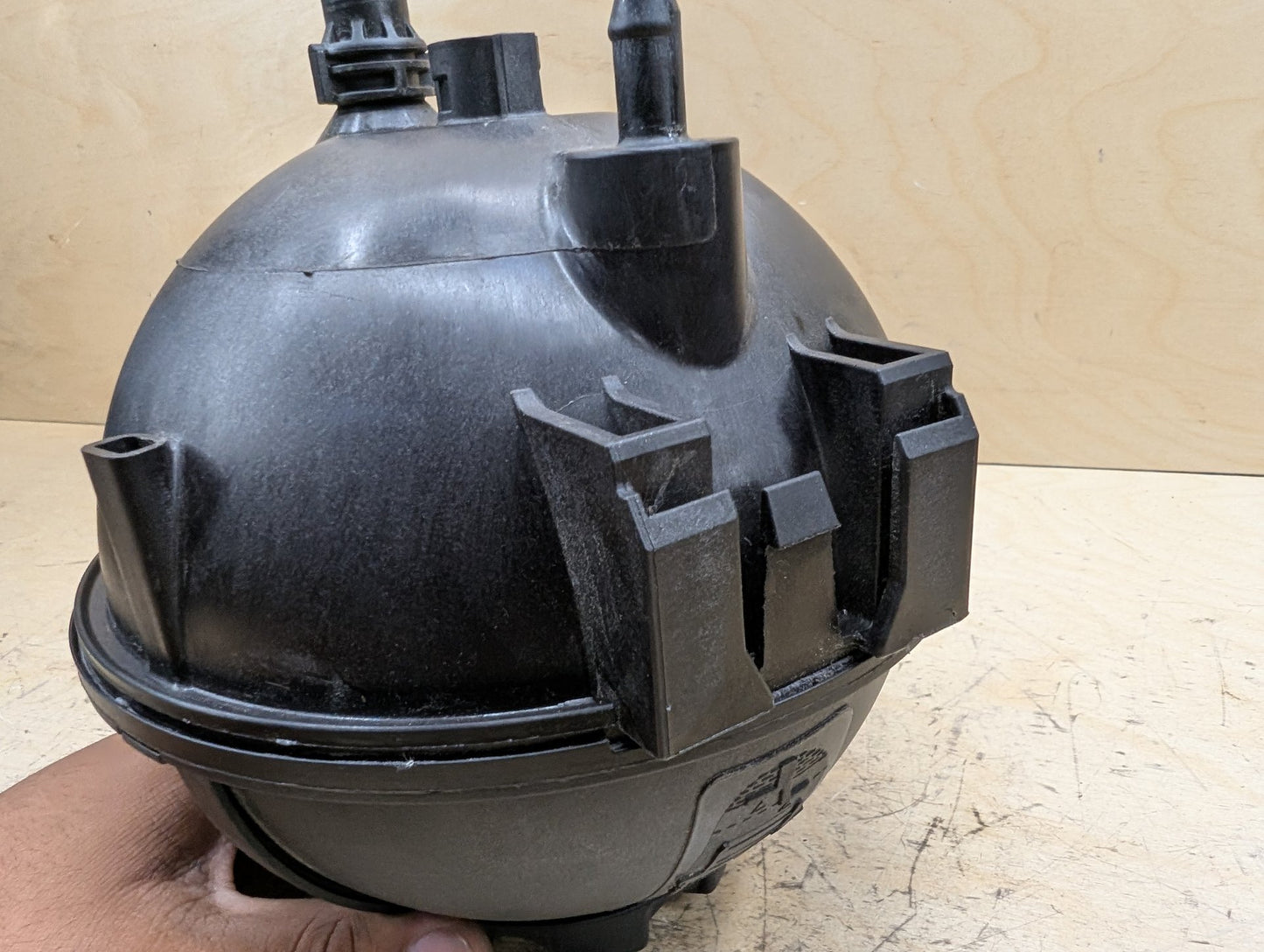 2011-2016 BMW X3 F25 Coolant Expansion Tank Reservoir 8616418