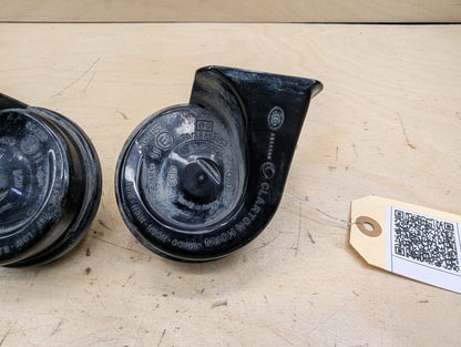 2012-2018 BMW 335i F30 Alarm Horns SET 7300976