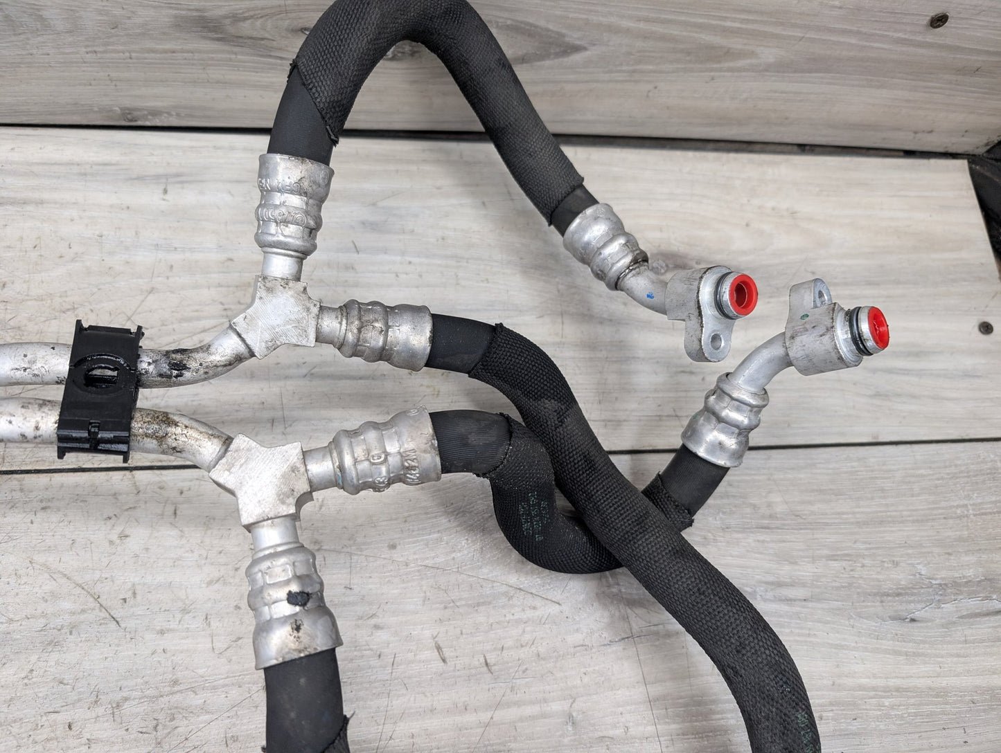 2015 - 2019 BMW X6 F86 Transmission Oil Cooler Hose Pipe Lines 7850110 S63B44T2
