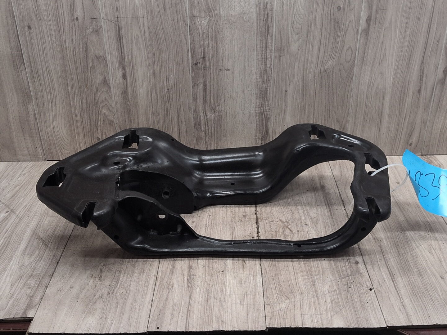 2014 - 2018 BMW X5 F85 Transmission Mount Bracket 6954188 S63B44T2