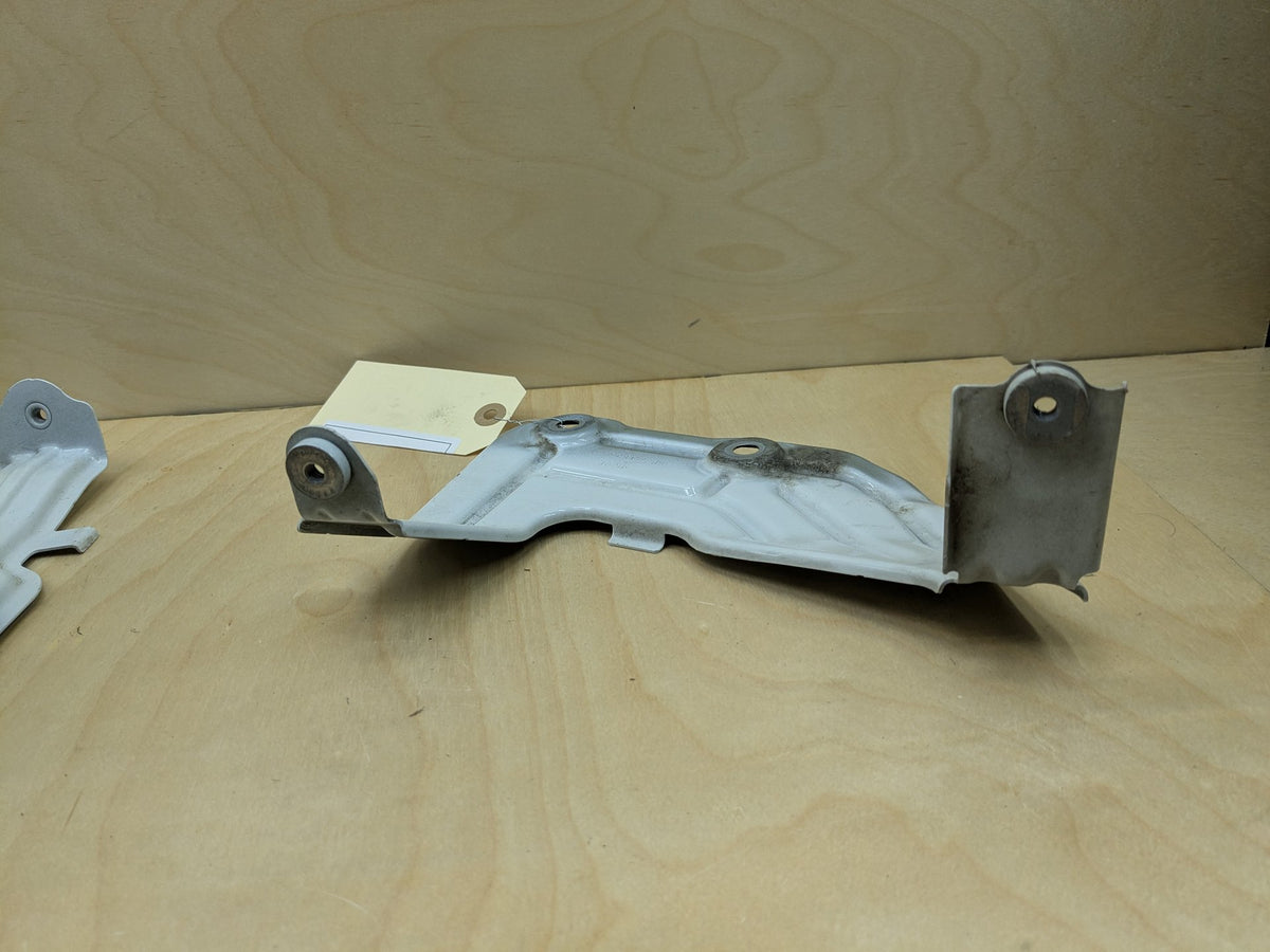 2018-2025 BMW X3 G01 Front Left Driver Fender Brackets SET 7424677 OEM