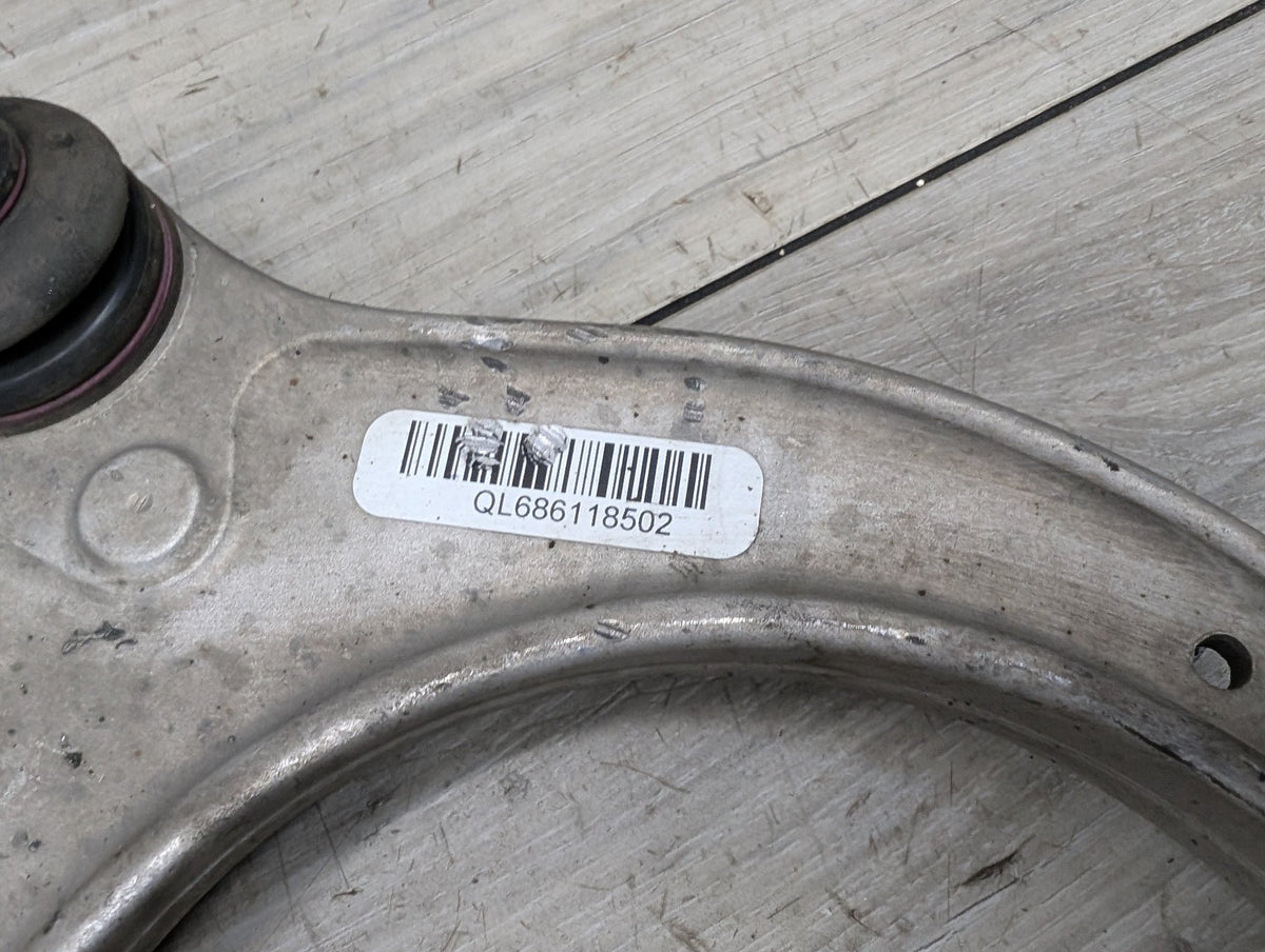2017-2023 BMW 530i G30 AWD Front Right Passenger Control Arms SET 6861182