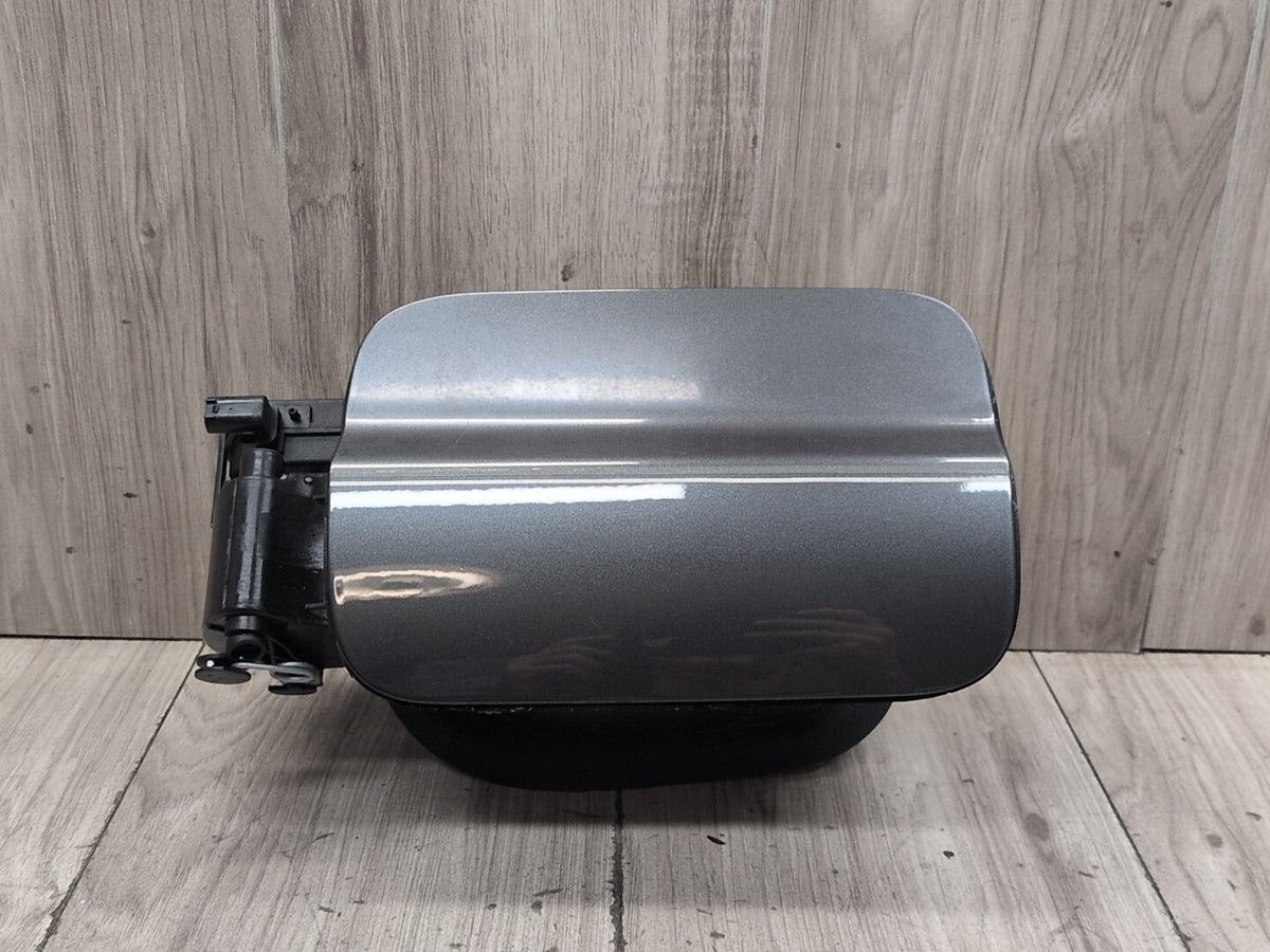14-20 OEM BMW F32 F36 F82 M4 428 430 435 440 Gas Fuel Tank Filler Assembly