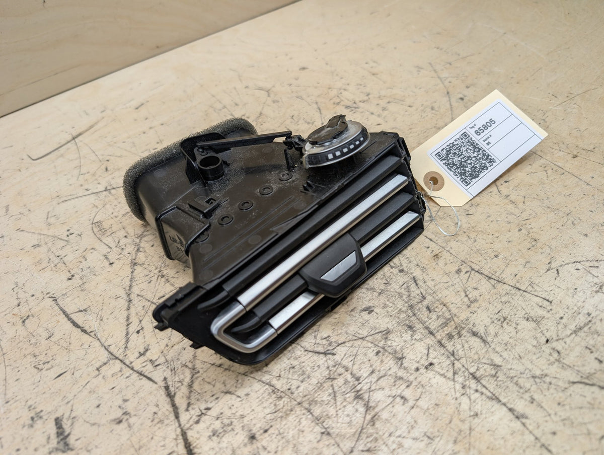 OEM BMW F95 F96 G05 G06 G07 X5 X7 PRE-LCI Right Passenger Fresh Air AC Vent