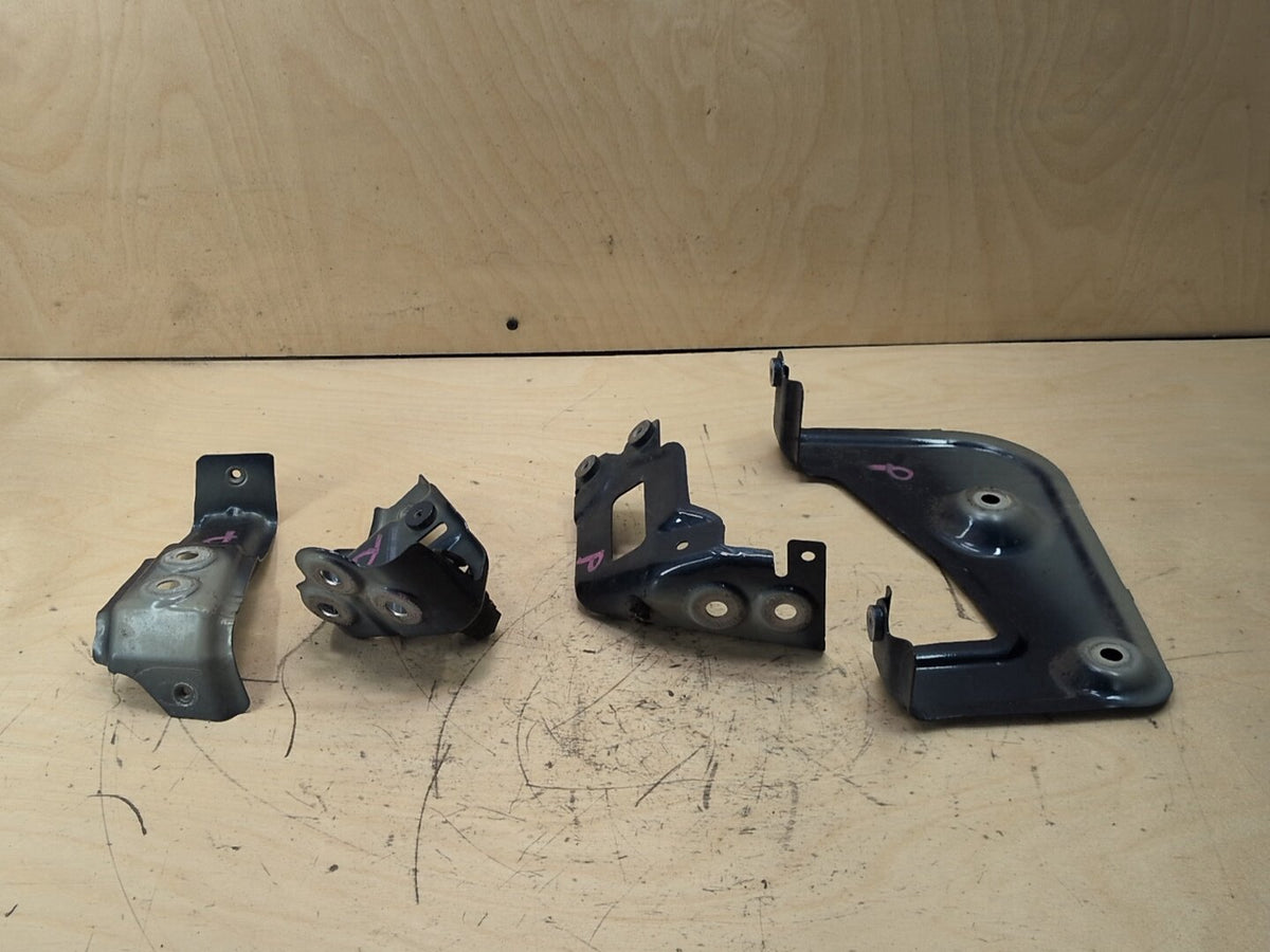 2019-2026 BMW X5 G05 Front Right Passenger Fender Brackets SET 7418218 OEM
