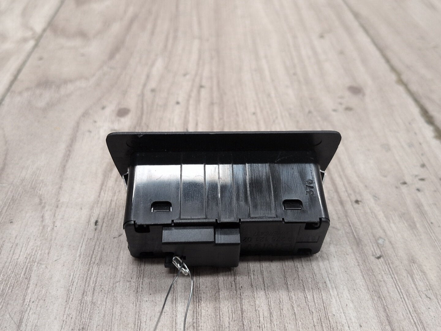 OEM BMW F02 F10 F15 F48 F90 G01 G20 G30 G80 X3 Rear Trunk Lid Center Lock Switch