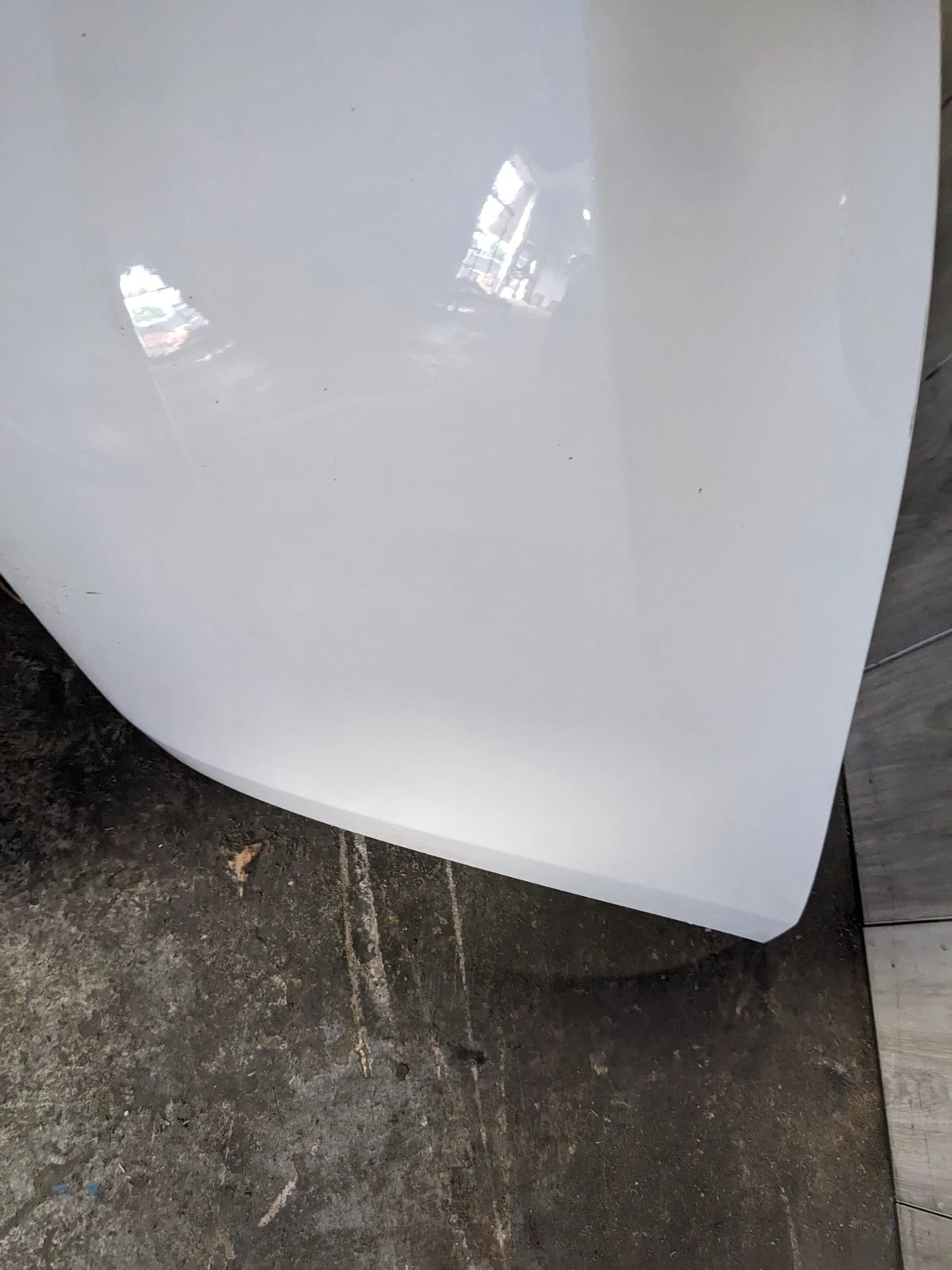 08-13 OEM BMW E88 E82 135i M-Sport Rear Bumper Cover Complete W/O PDC White